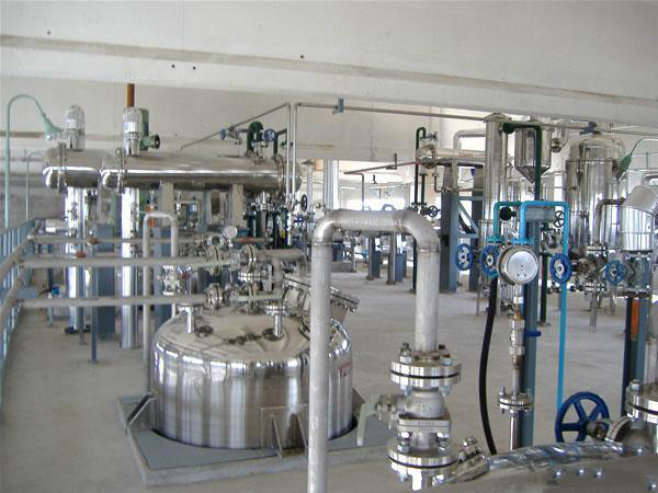 不銹鋼手拉葫蘆現(xiàn)身上海醫(yī)藥集團生產線